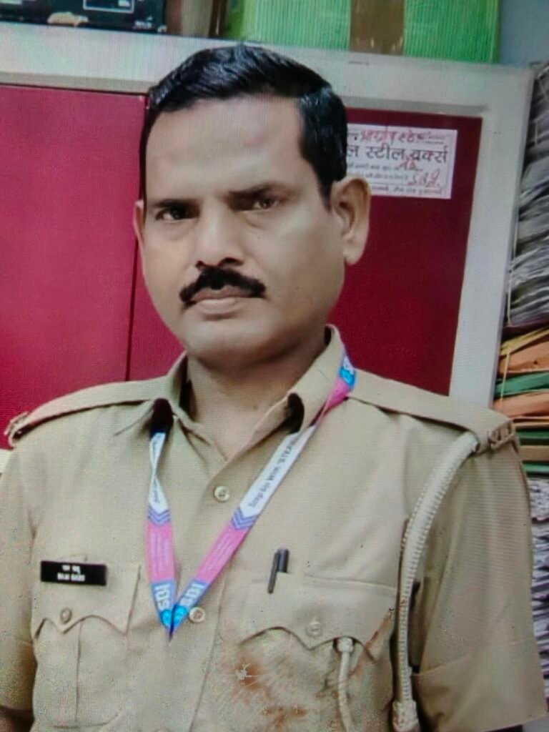 कानपुर : घर में रिटायर्ड फ़ौजी की गोली लगने से हुई मौत, हादसा, हत्या और आत्महत्या में उलझी गुत्थी